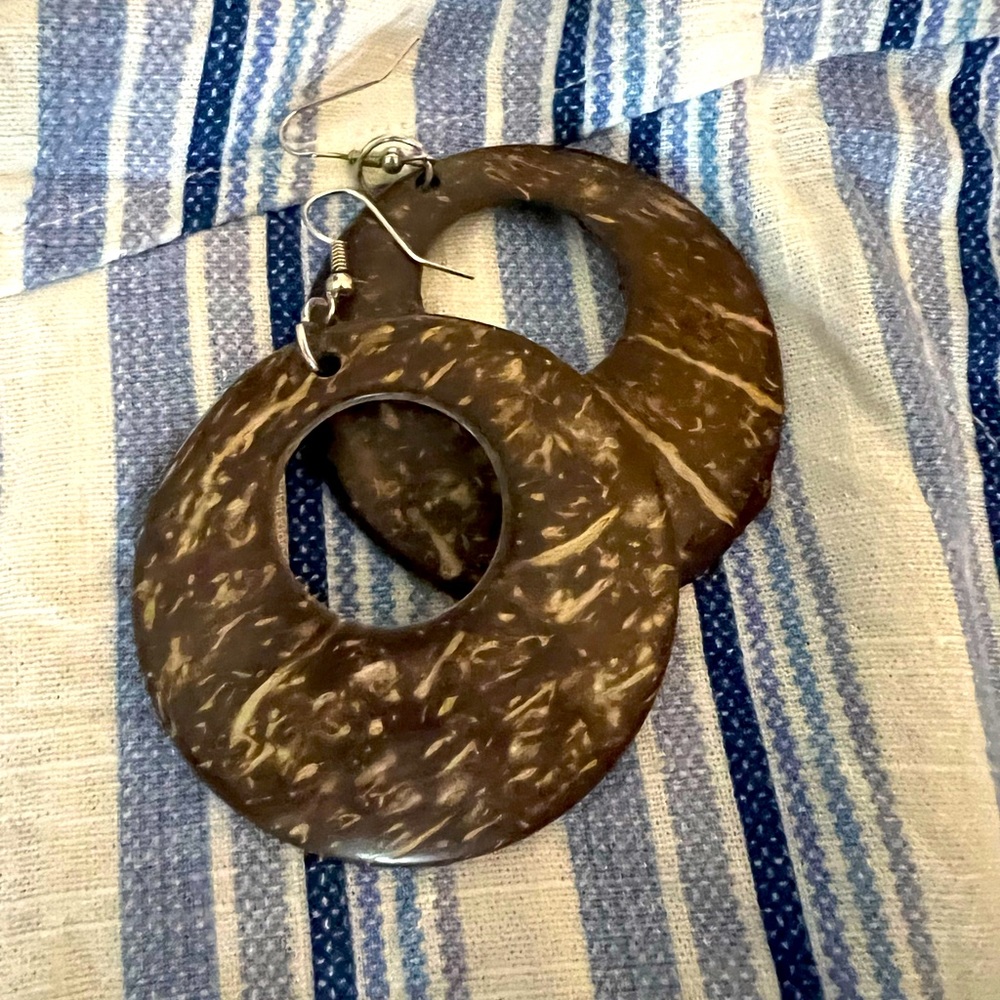 Brown bamboo earrings